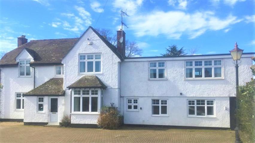 Dove House Bed & Breakfast Bishop's Cleeve Exterior photo